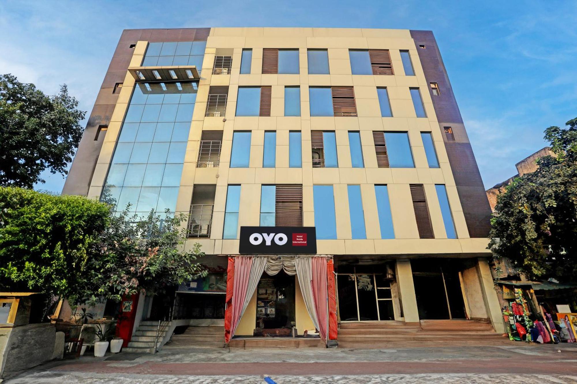 Collection O Noida Saffron Hotel Exterior photo